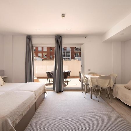 Aparthotel Centric Castelldefels Εξωτερικό φωτογραφία